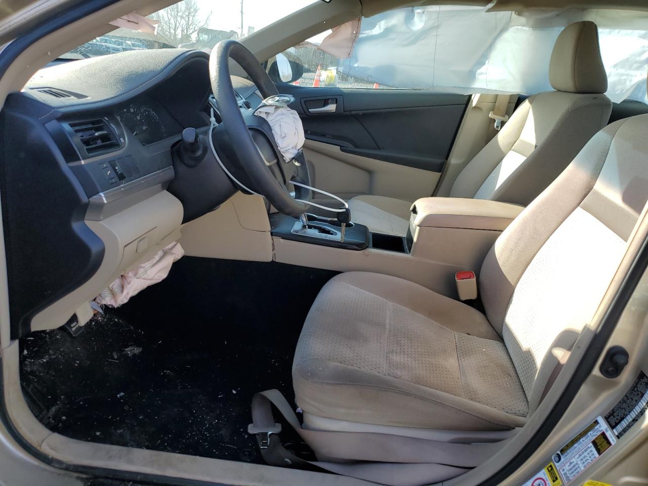 2012 TOYOTA CAMRY BASE photo 13