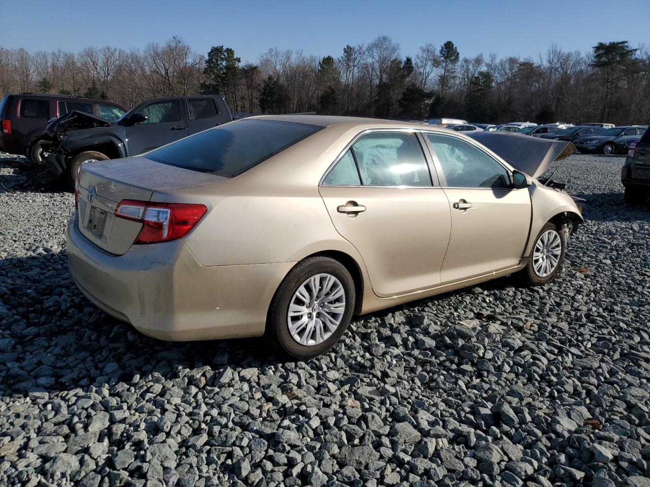 2012 TOYOTA CAMRY BASE photo 5