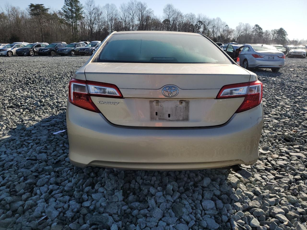 2012 TOYOTA CAMRY BASE photo 11