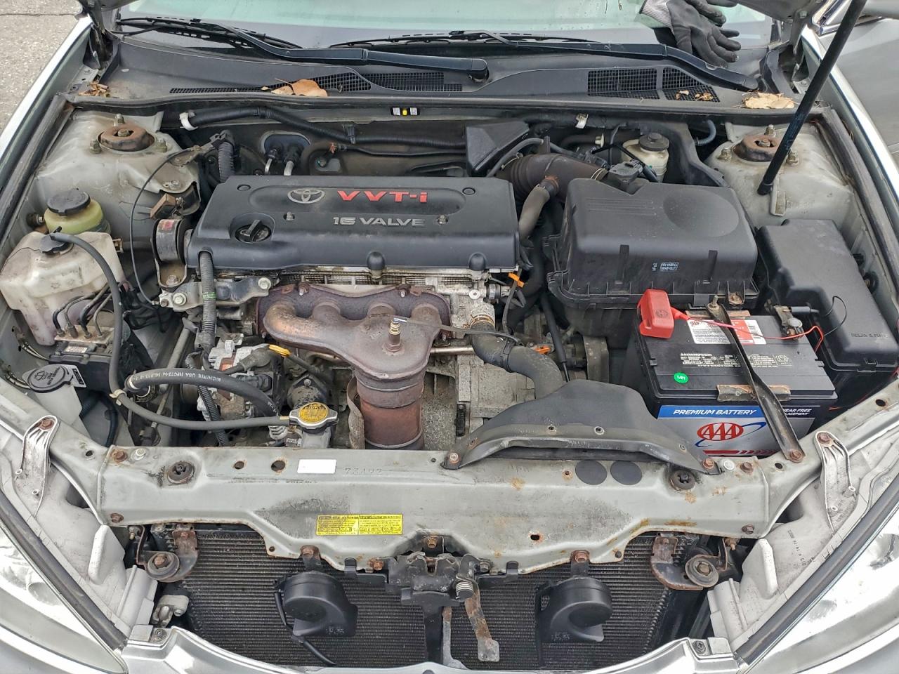2005 TOYOTA CAMRY LE photo 11