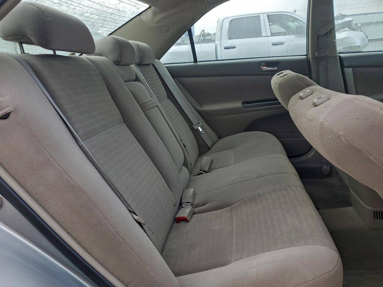 2005 TOYOTA CAMRY LE photo 10