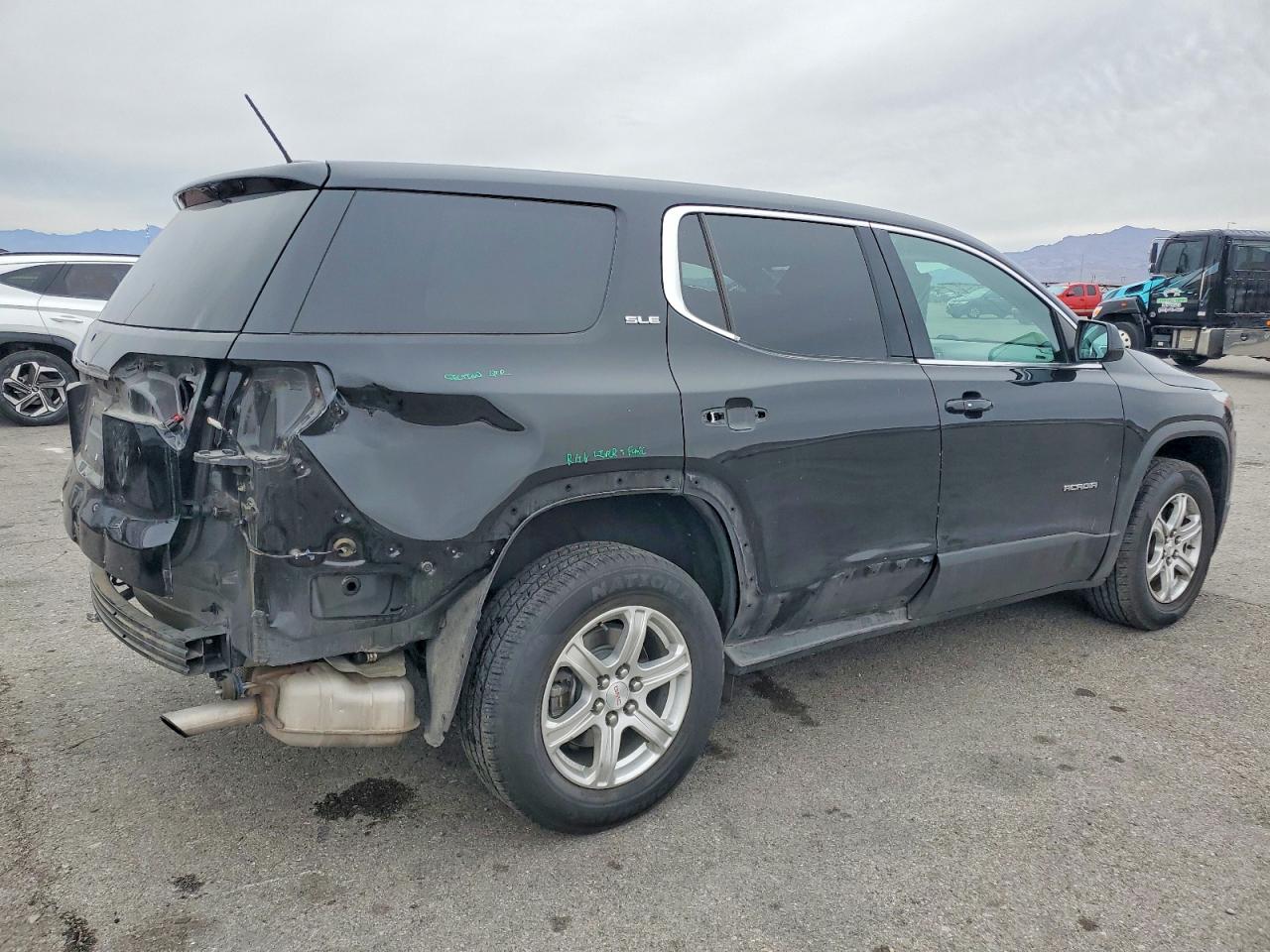 2019 GMC ACADIA SLE photo 5