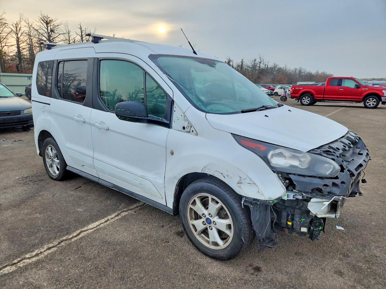 2015 FORD TRANSIT CONNECT XLT photo 4