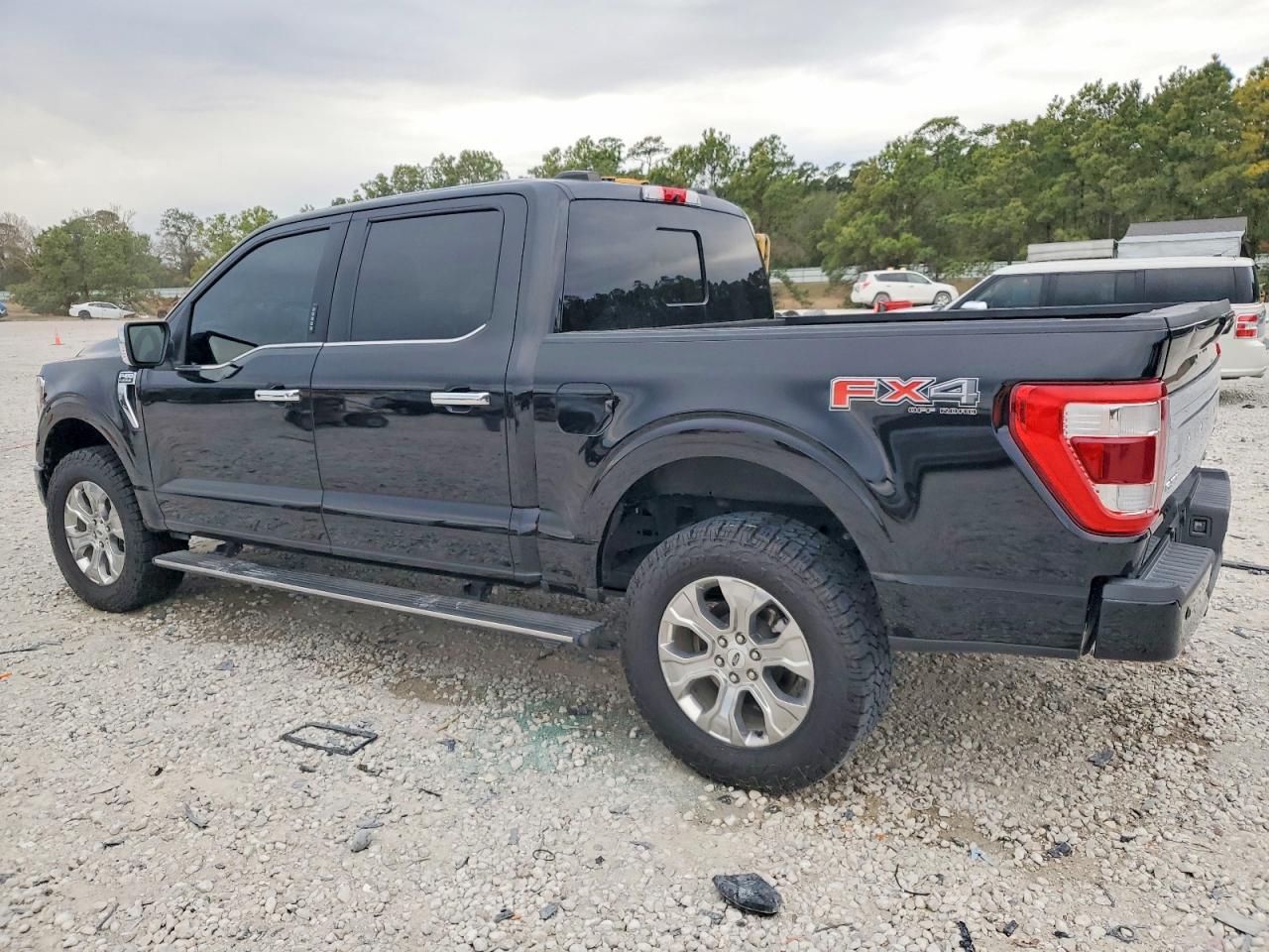 2022 FORD F150 SUPERCREW photo 2