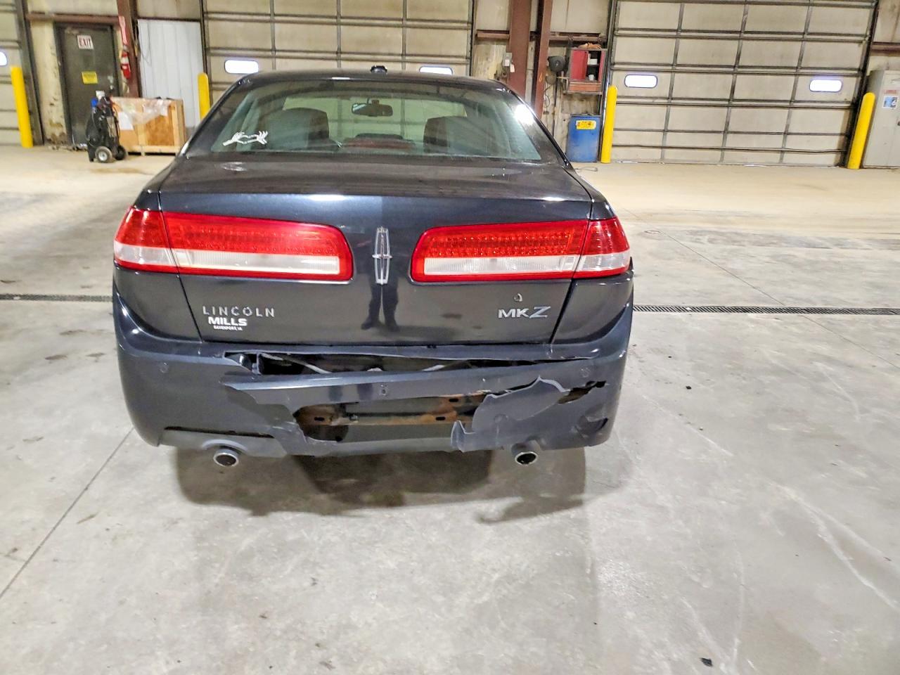 2011 LINCOLN MKZ photo 6