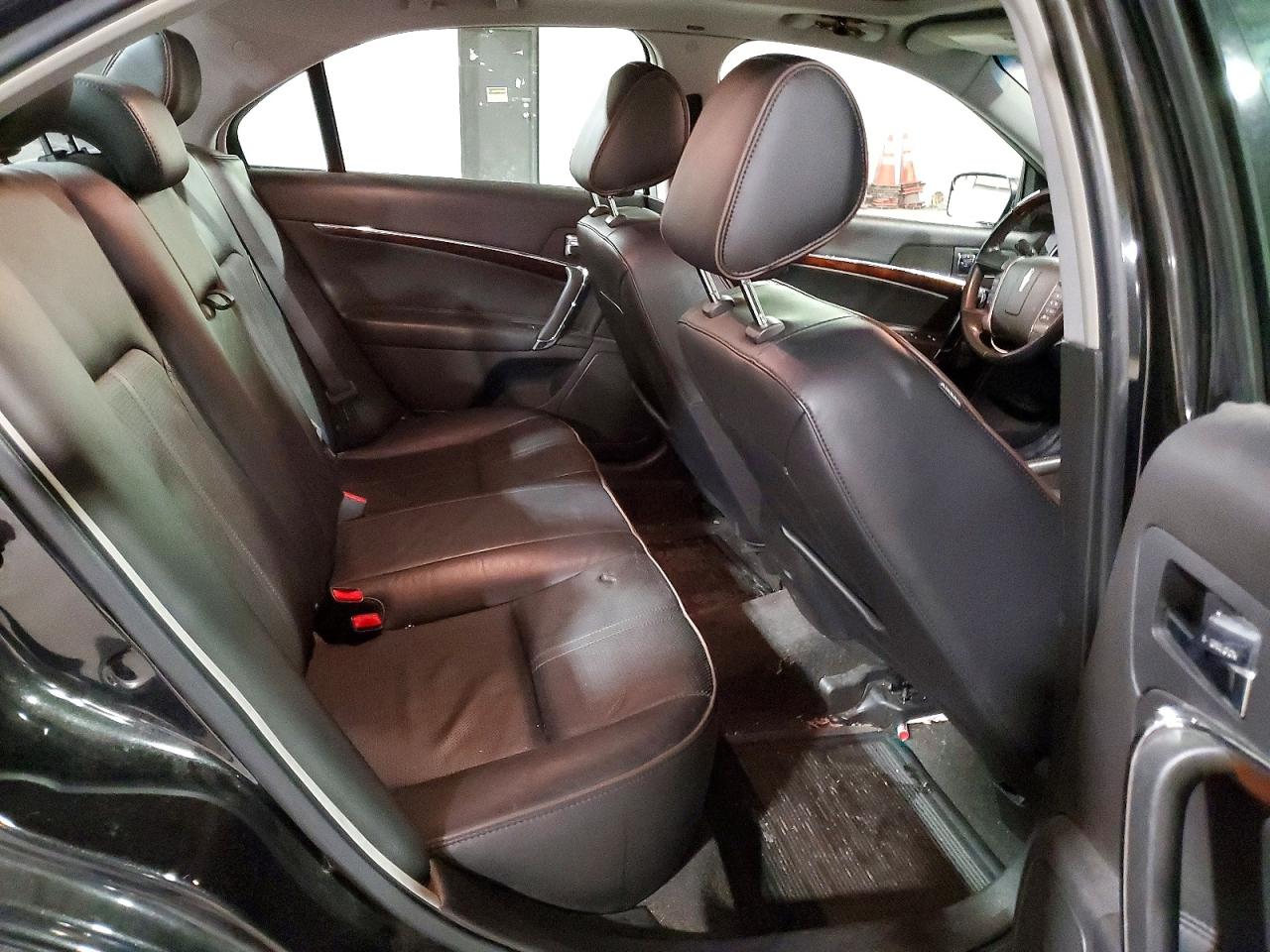 2011 LINCOLN MKZ photo 10