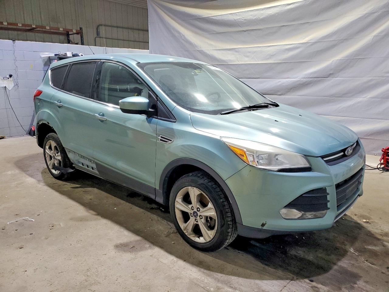 2013 FORD ESCAPE SE photo 4