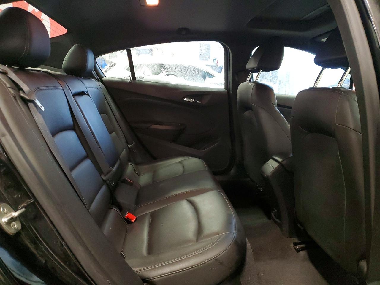 2019 CHEVROLET CRUZE PREMIER photo 19