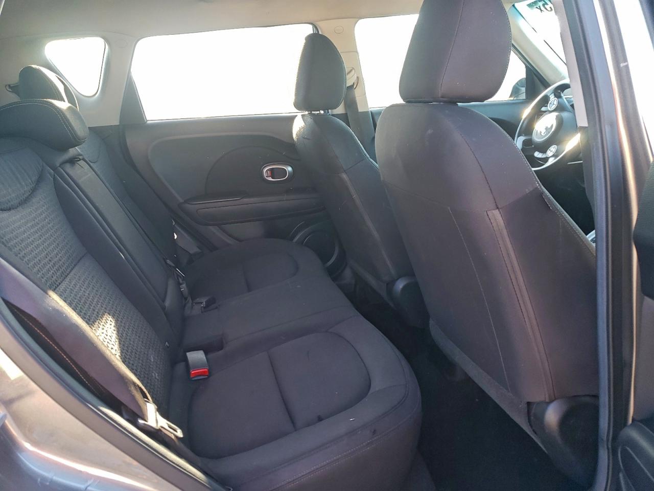 2016 KIA SOUL + photo 11