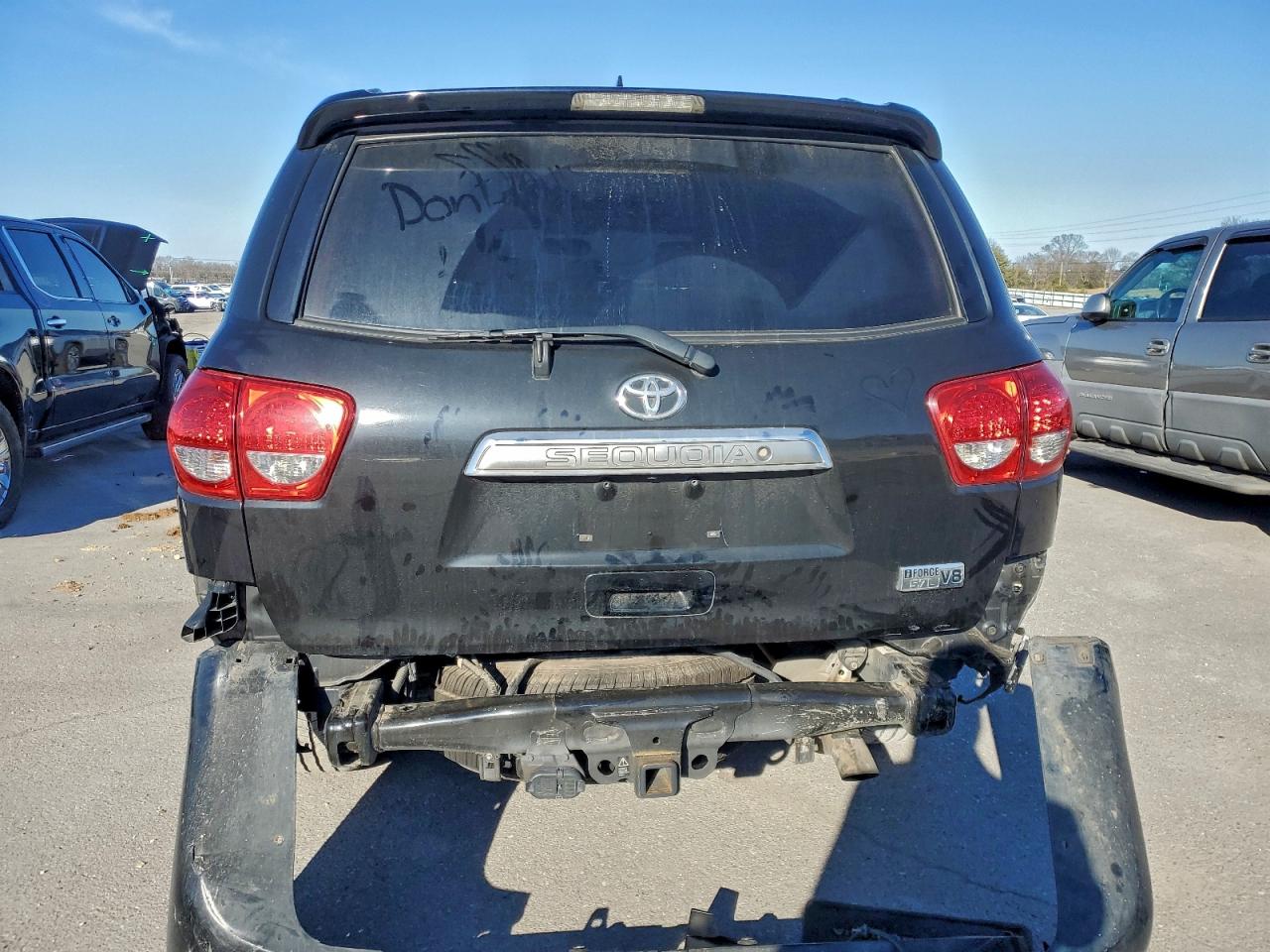 2017 TOYOTA SEQUOIA PLATINUM photo 6