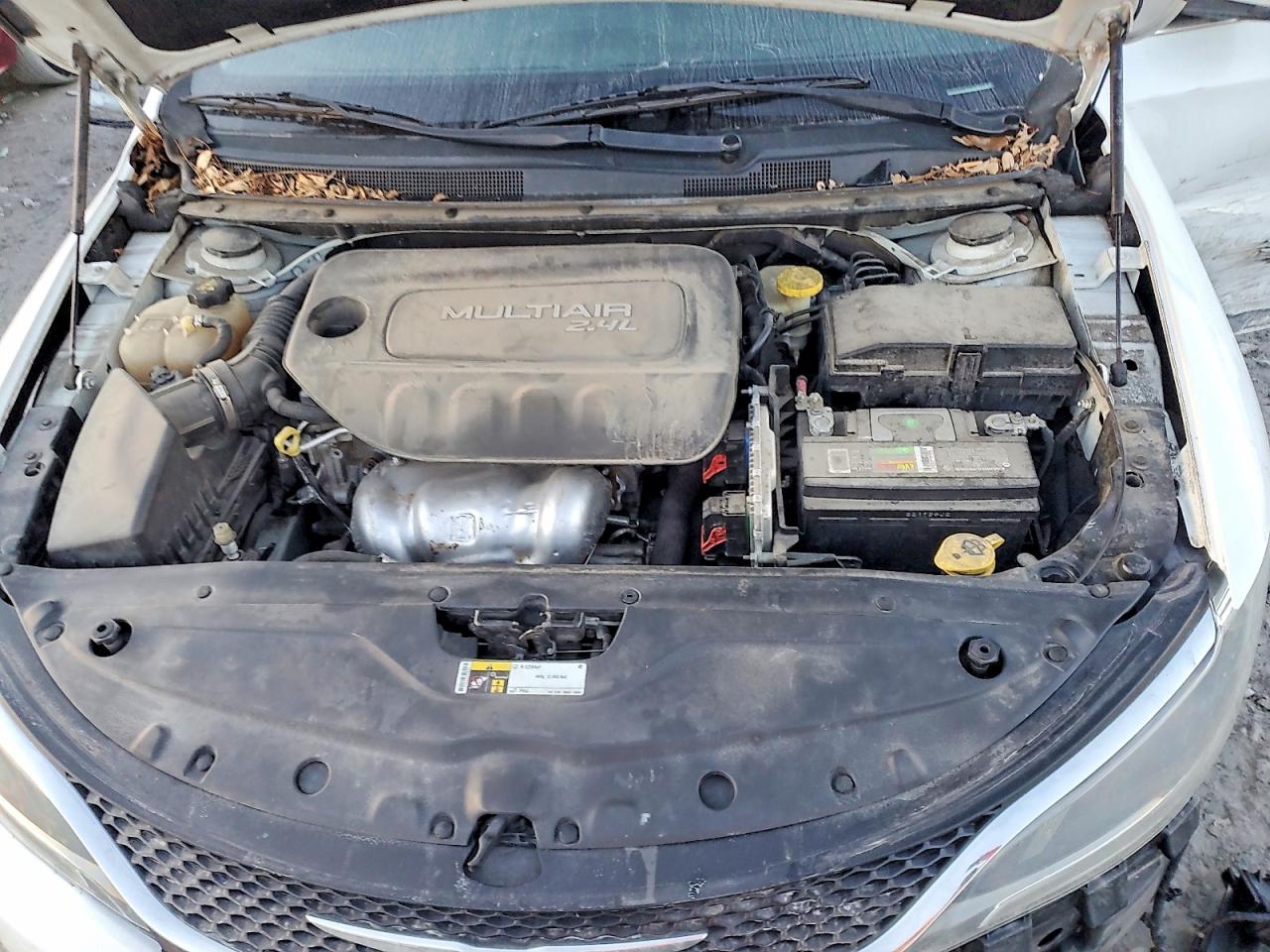 2016 CHRYSLER 200 LIMITED photo 11