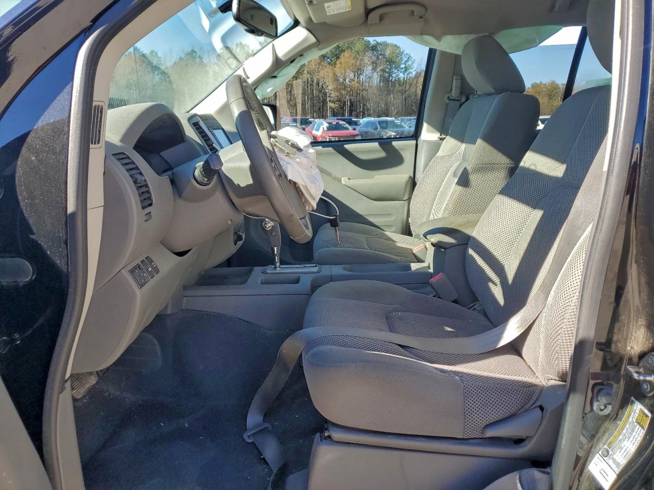2019 NISSAN FRONTIER S photo 7