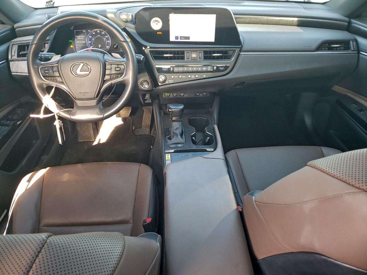 2023 LEXUS ES photo 8
