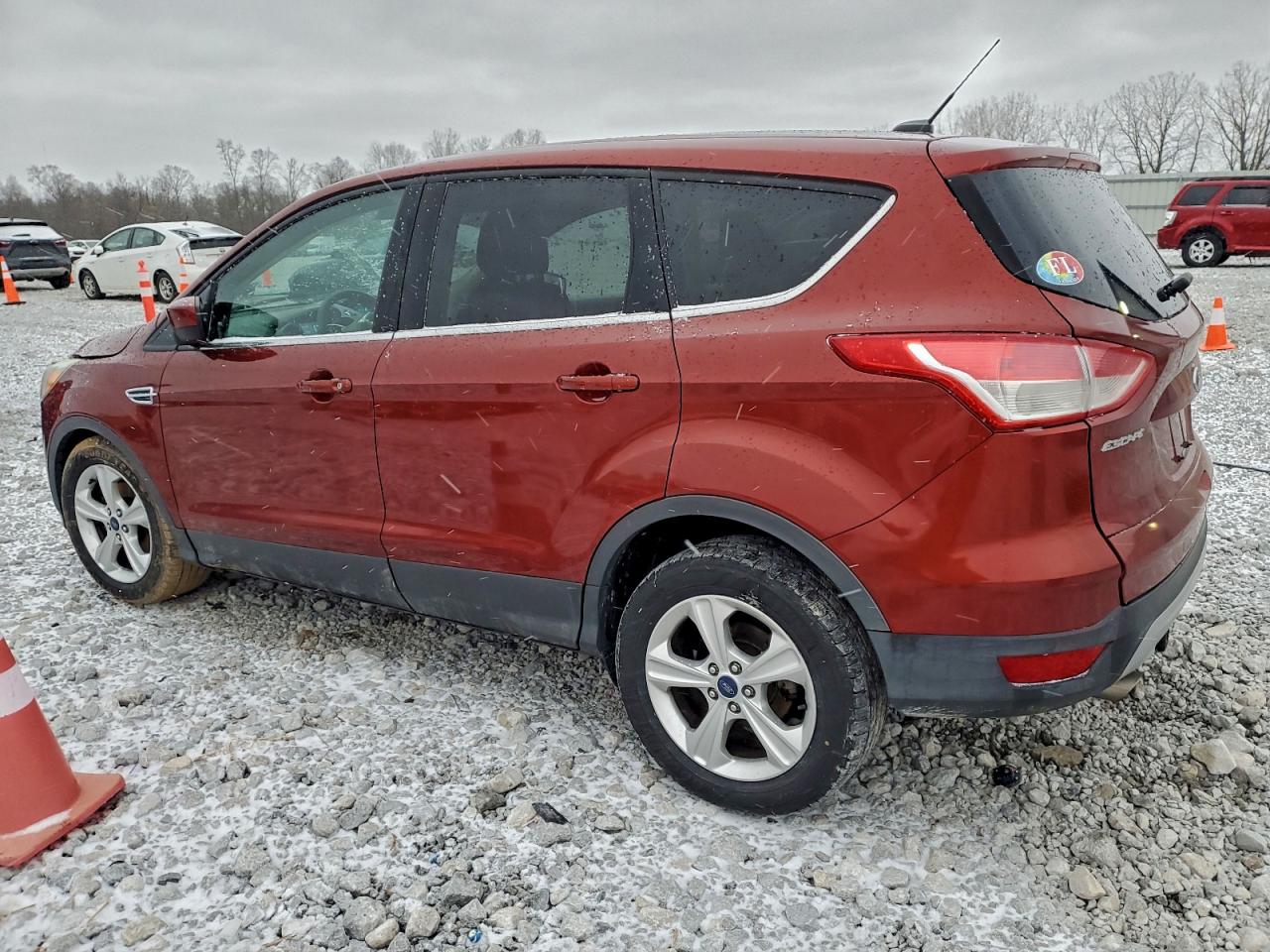 2015 FORD ESCAPE SE photo 2