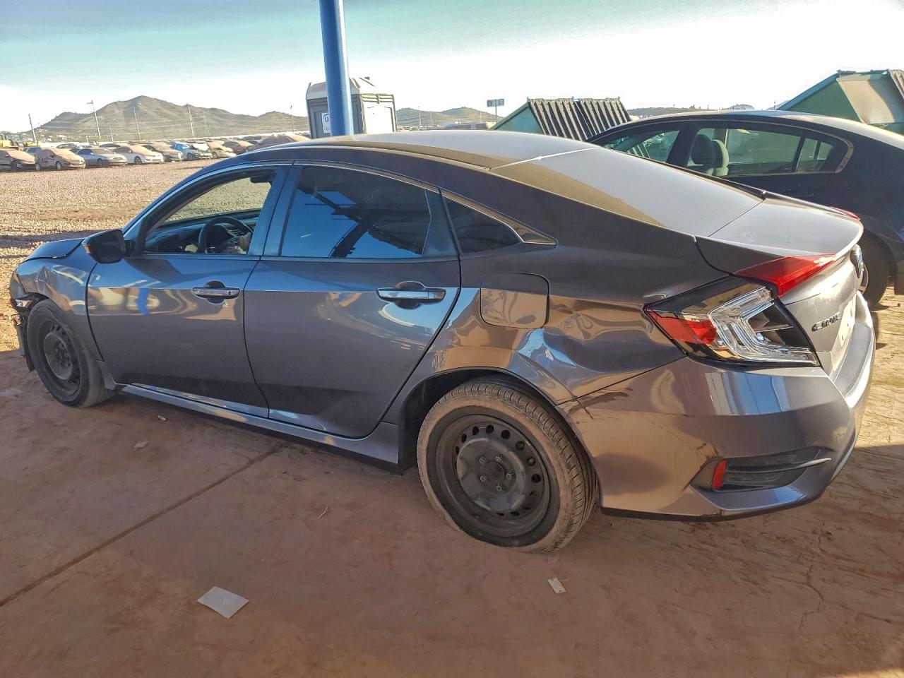 2016 HONDA CIVIC LX photo 2
