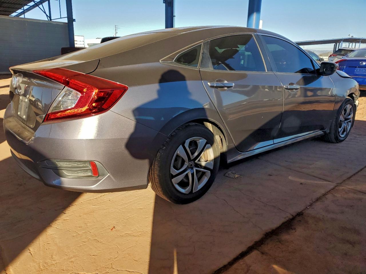 2016 HONDA CIVIC LX photo 3