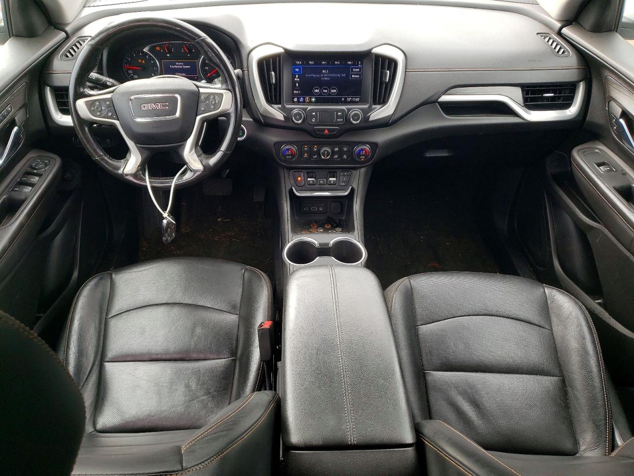 2019 GMC TERRAIN SLT photo 8