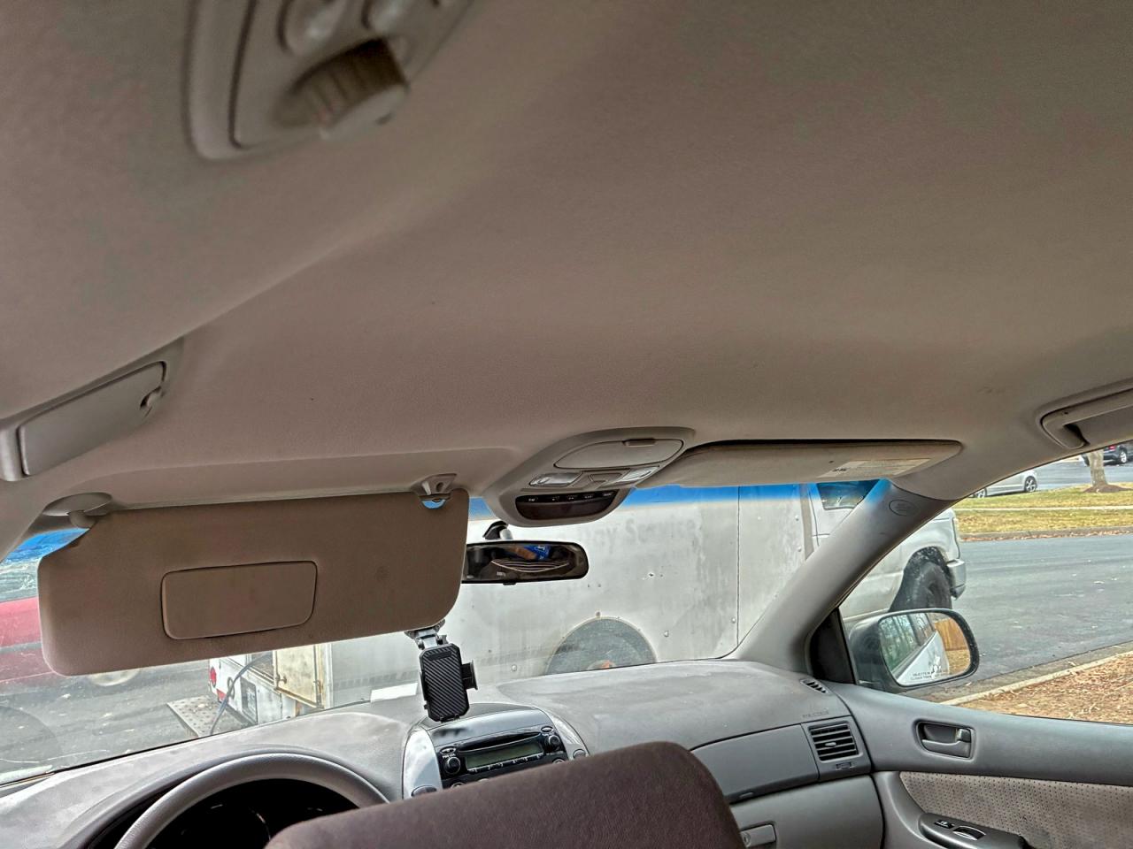 2007 TOYOTA SIENNA LE photo 9