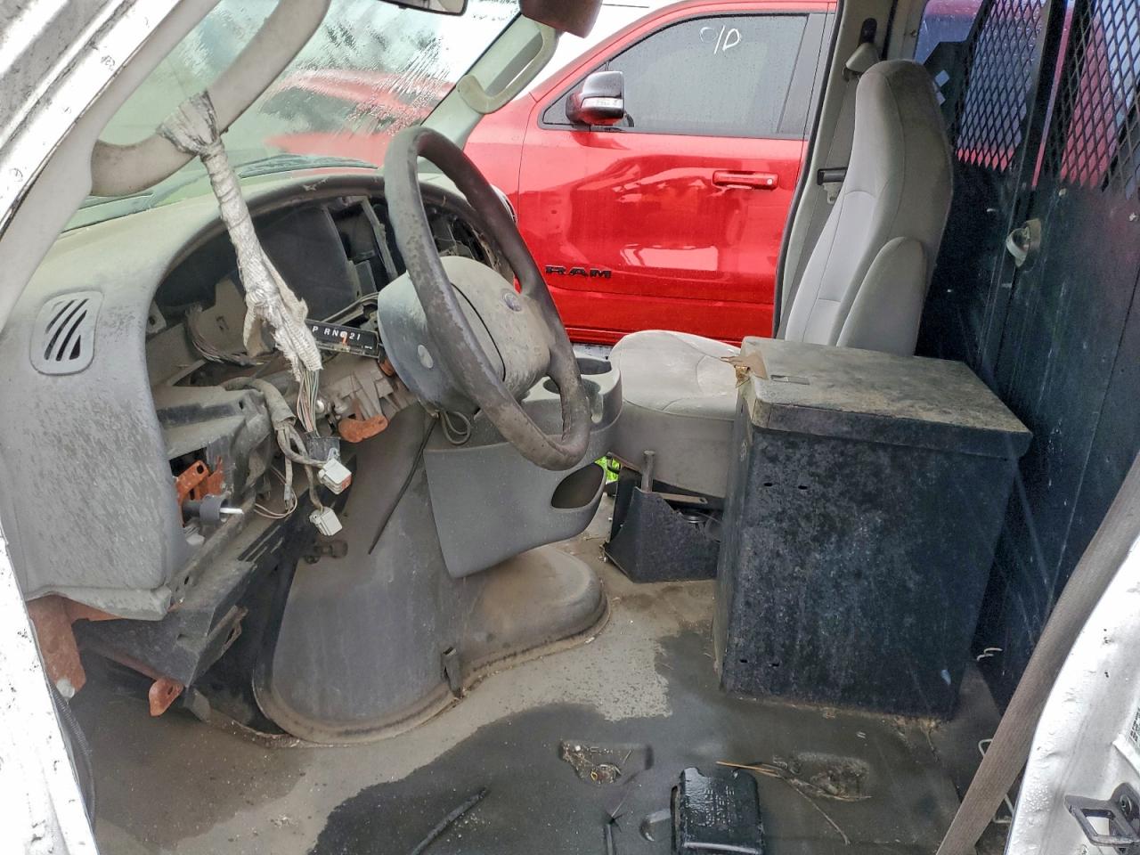 2007 FORD ECONOLINE E250 VAN photo 7