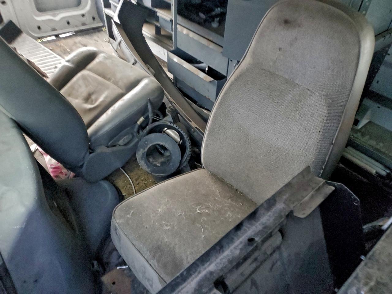 2007 FORD ECONOLINE E250 VAN photo 13