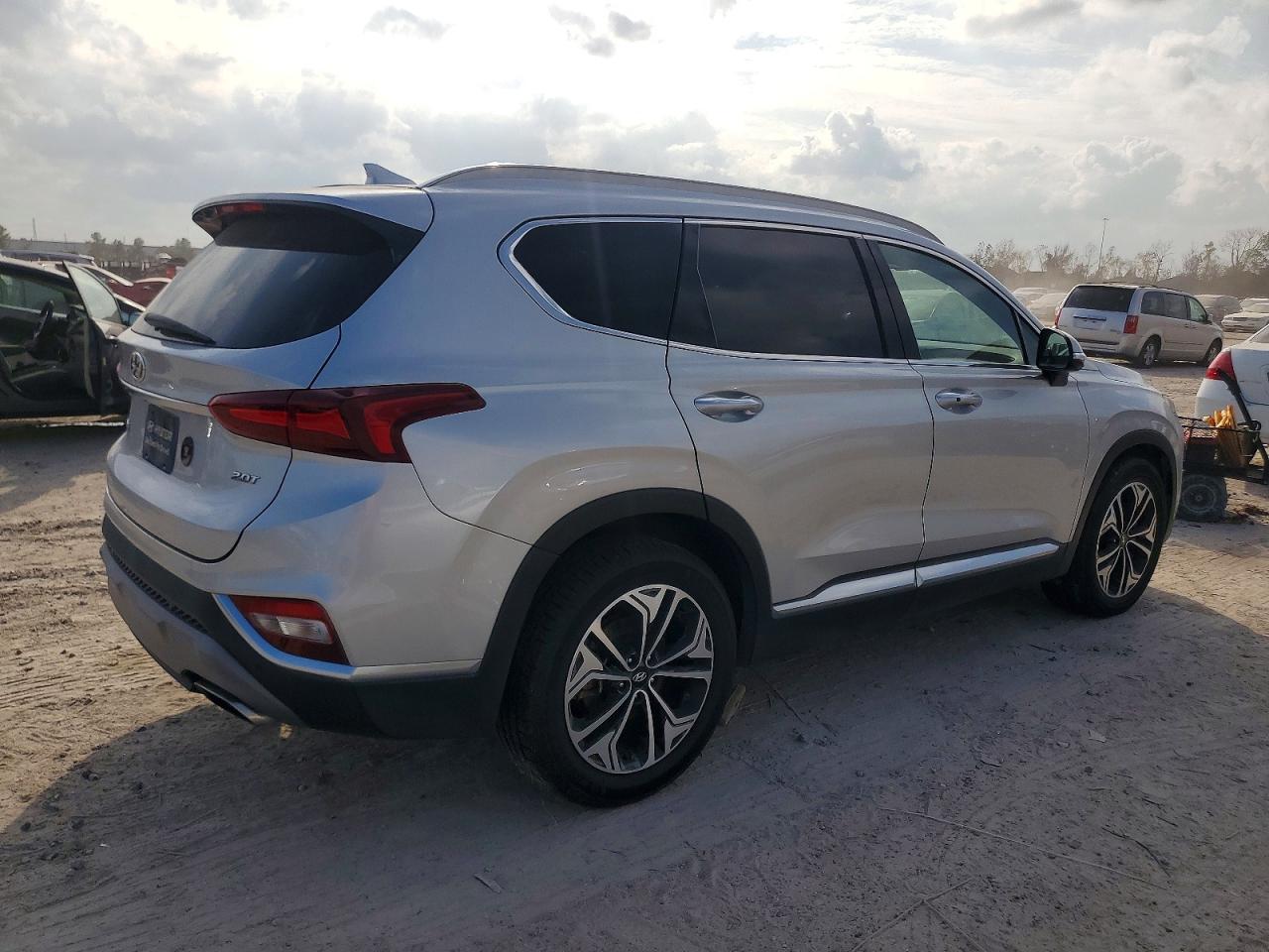 2019 HYUNDAI SANTA FE LIMITED photo 3