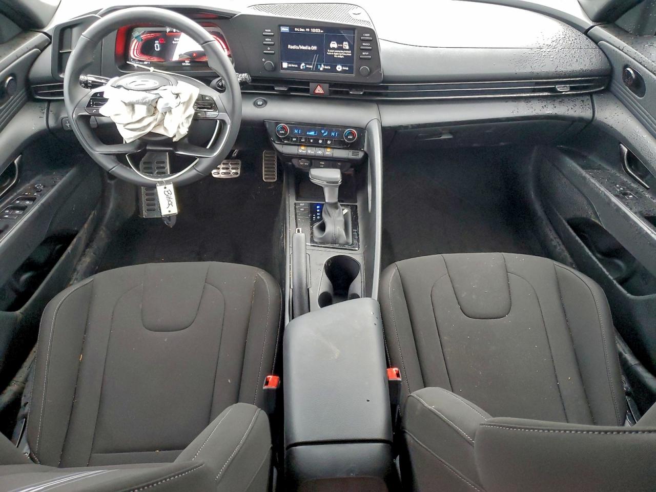 2025 HYUNDAI ELANTRA SEL SPORT photo 8