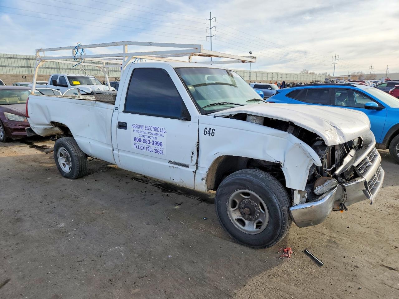 1998 CHEVROLET GMT-400 C2500 photo 4