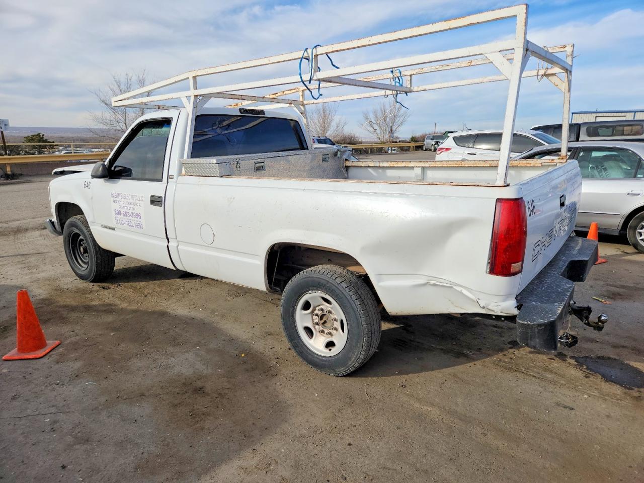 1998 CHEVROLET GMT-400 C2500 photo 2