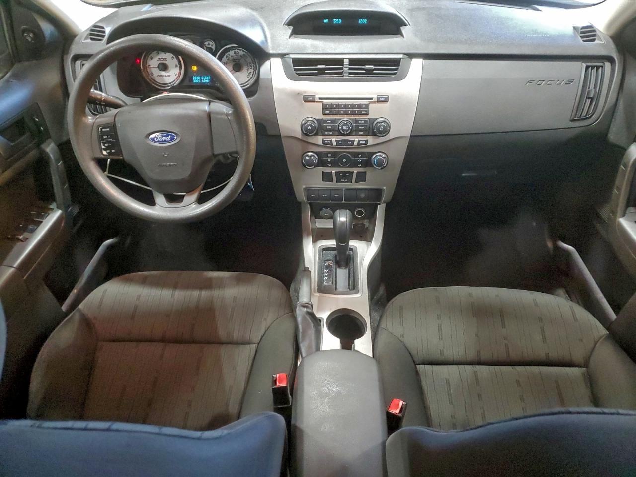 2008 FORD FOCUS SE photo 8