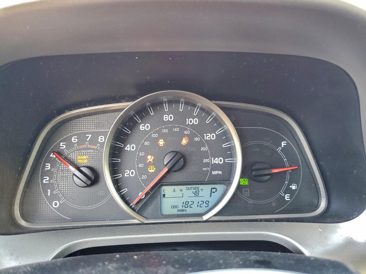 2015 TOYOTA RAV4 XLE photo 9