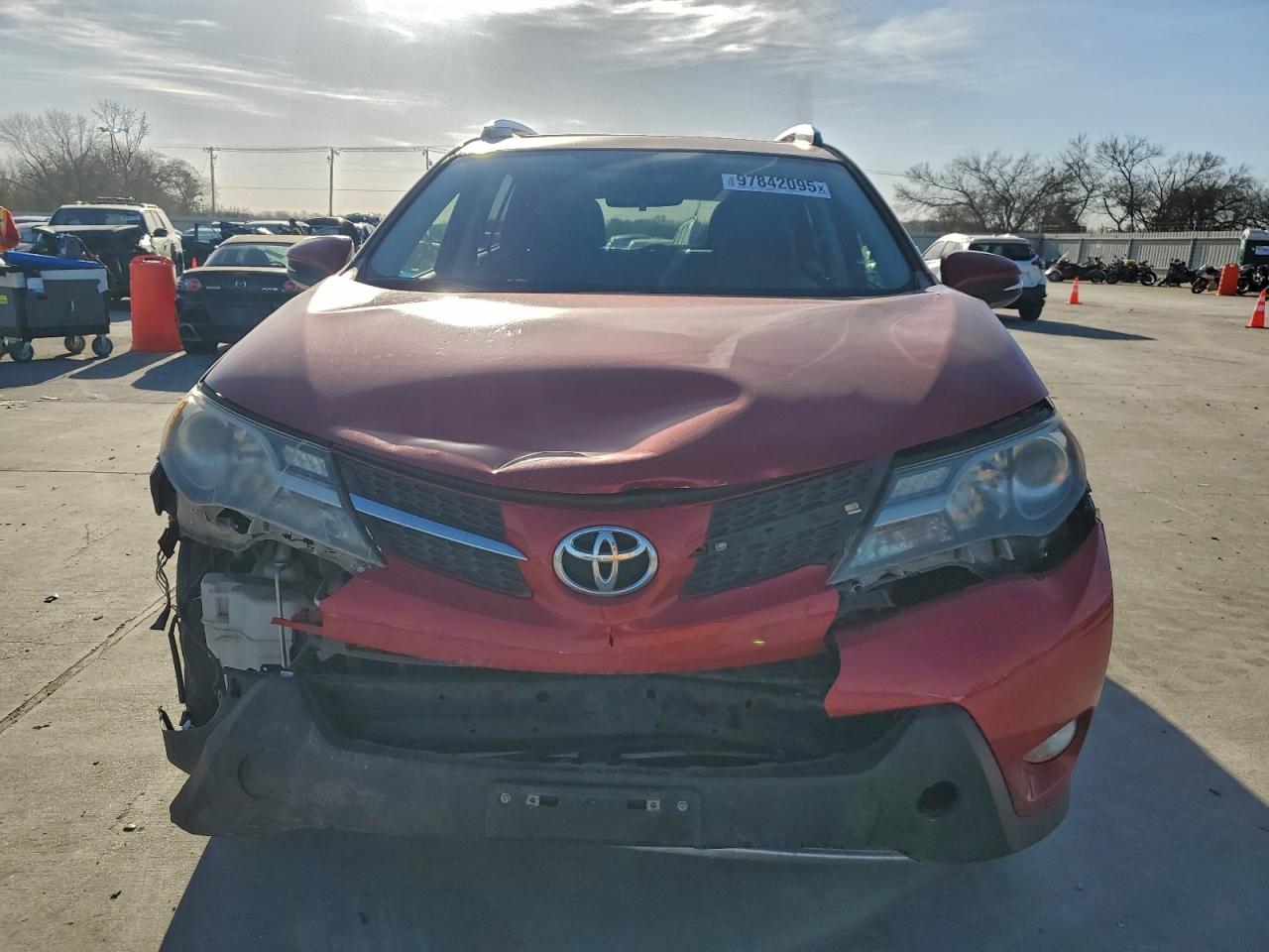 2015 TOYOTA RAV4 XLE photo 5