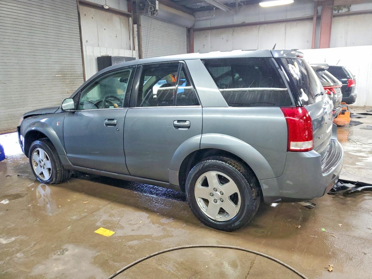 2006 SATURN VUE photo 3