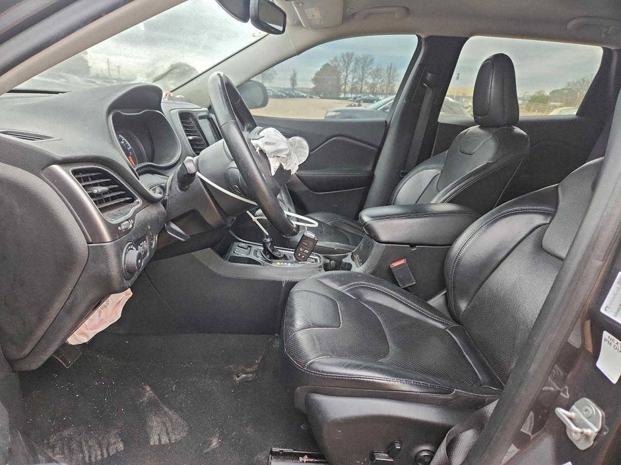 2019 JEEP CHEROKEE LIMITED photo 13