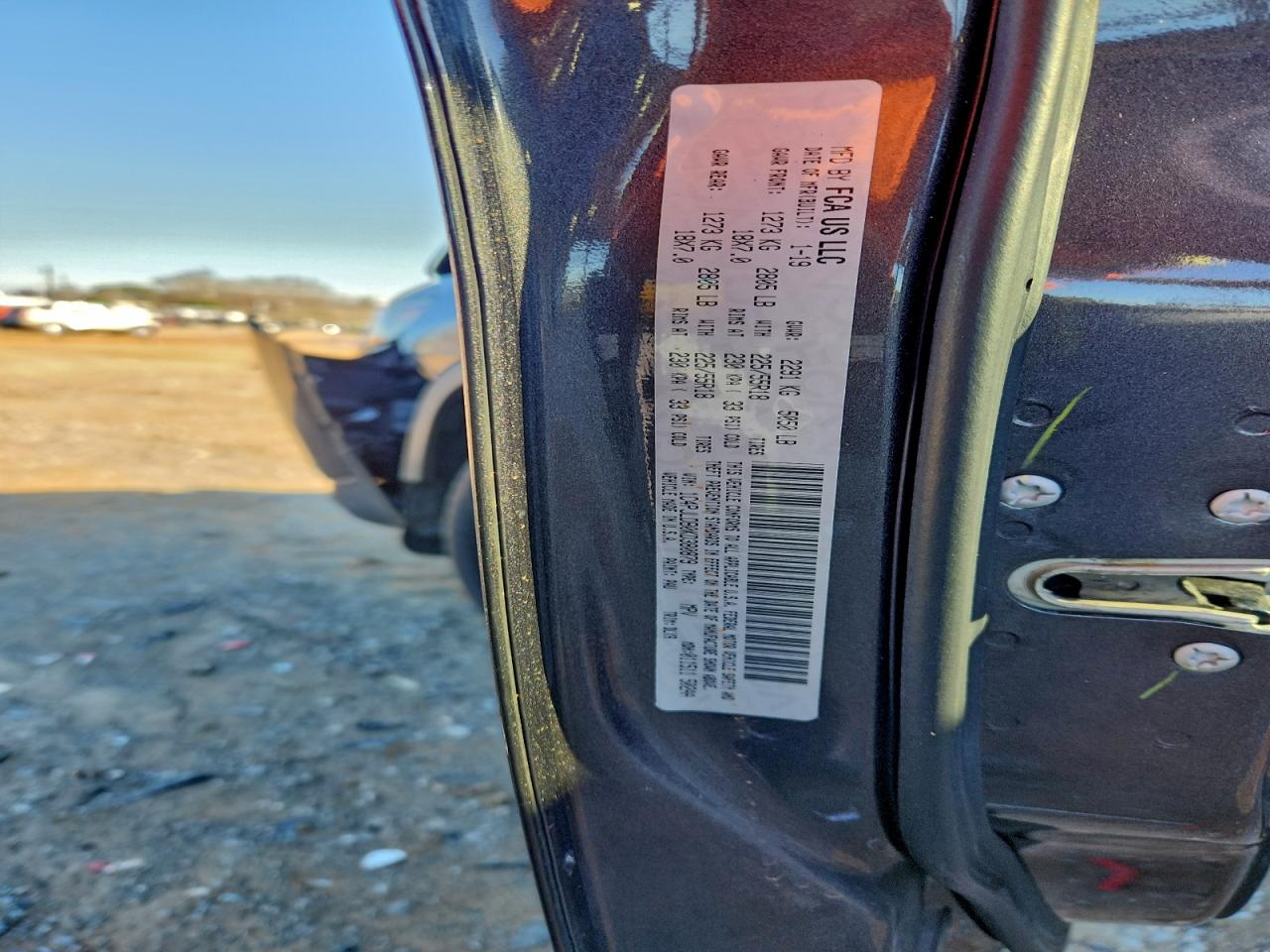 2019 JEEP CHEROKEE LIMITED photo 27