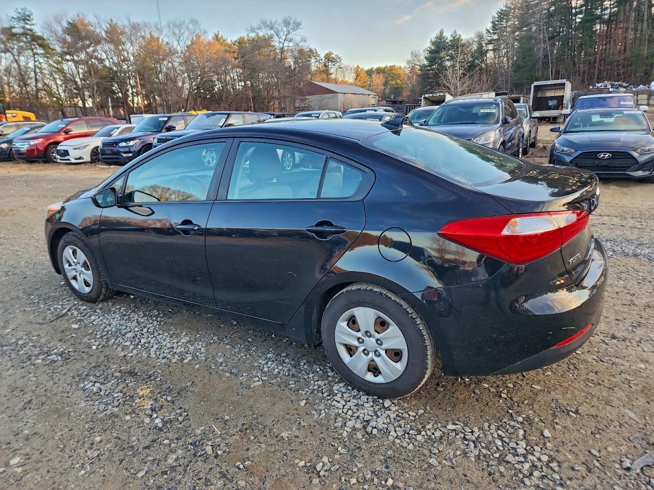 2015 KIA FORTE LX photo 3