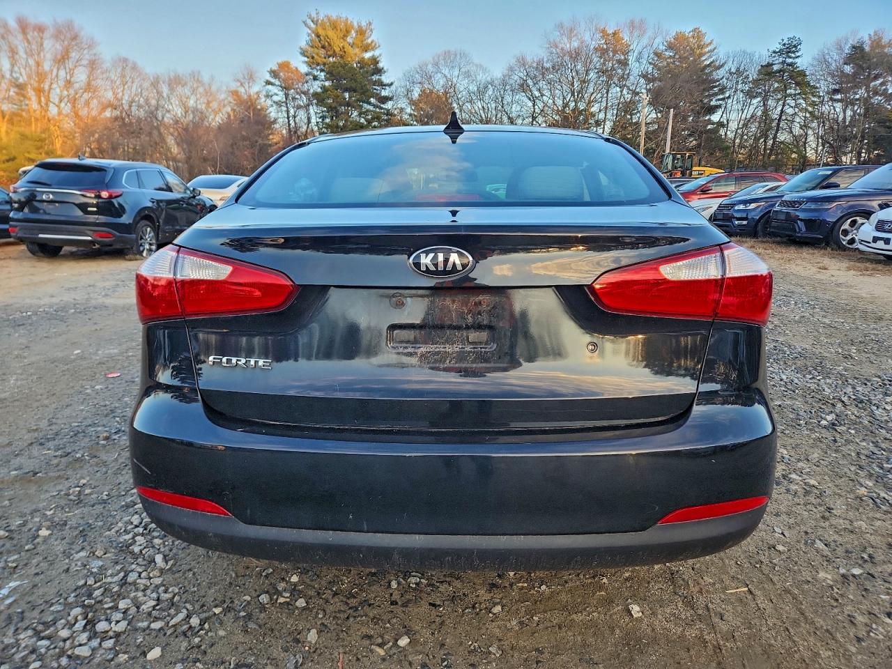 2015 KIA FORTE LX photo 11