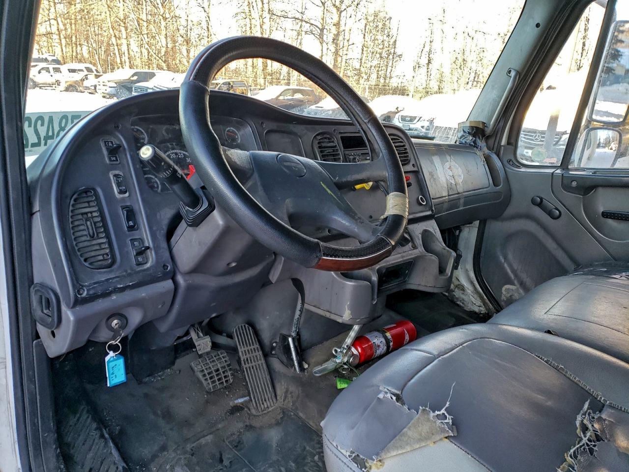 2006 FREIGHTLINER M2 106 MEDIUM DUTY photo 8