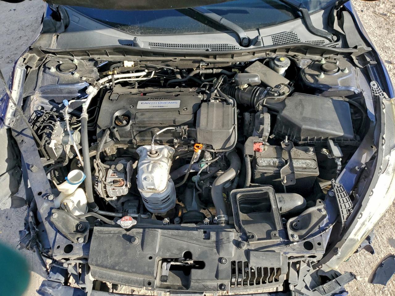 2014 HONDA ACCORD LX photo 31