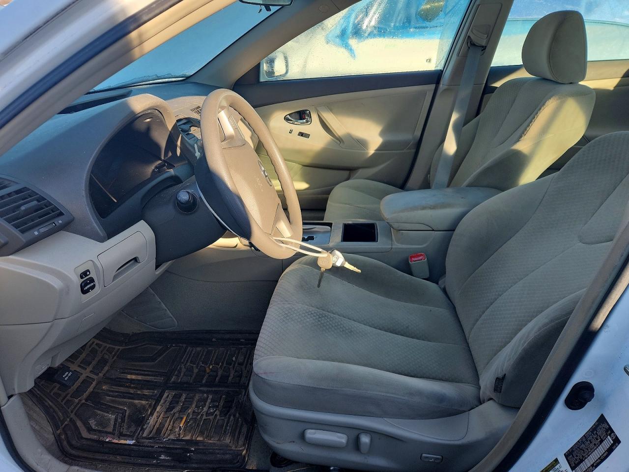 2009 TOYOTA CAMRY BASE photo 19