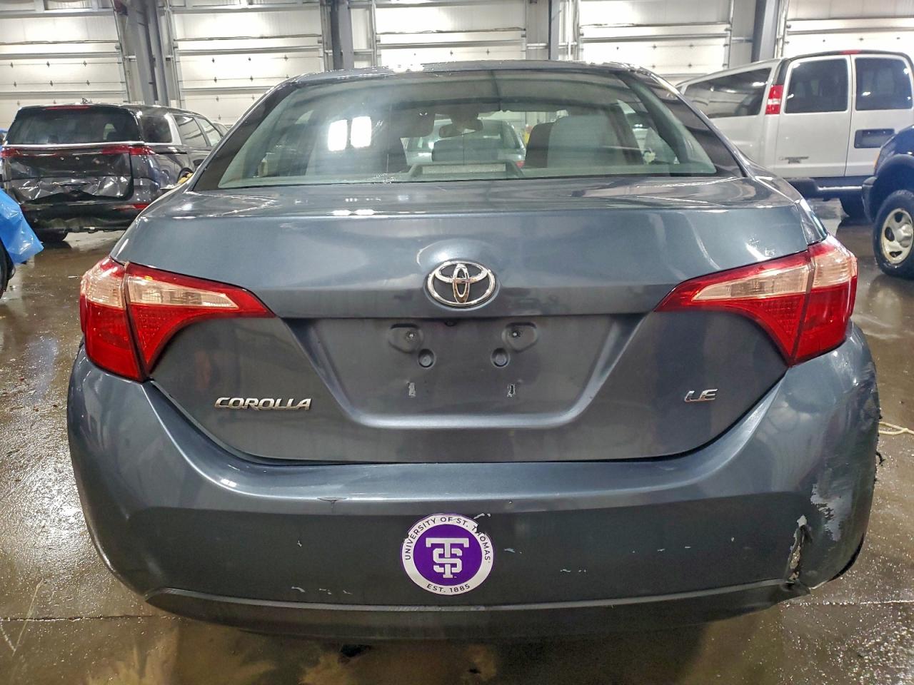 2018 TOYOTA COROLLA L photo 6