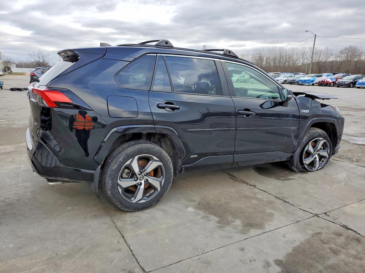 2021 TOYOTA RAV4 PRIME SE photo 5