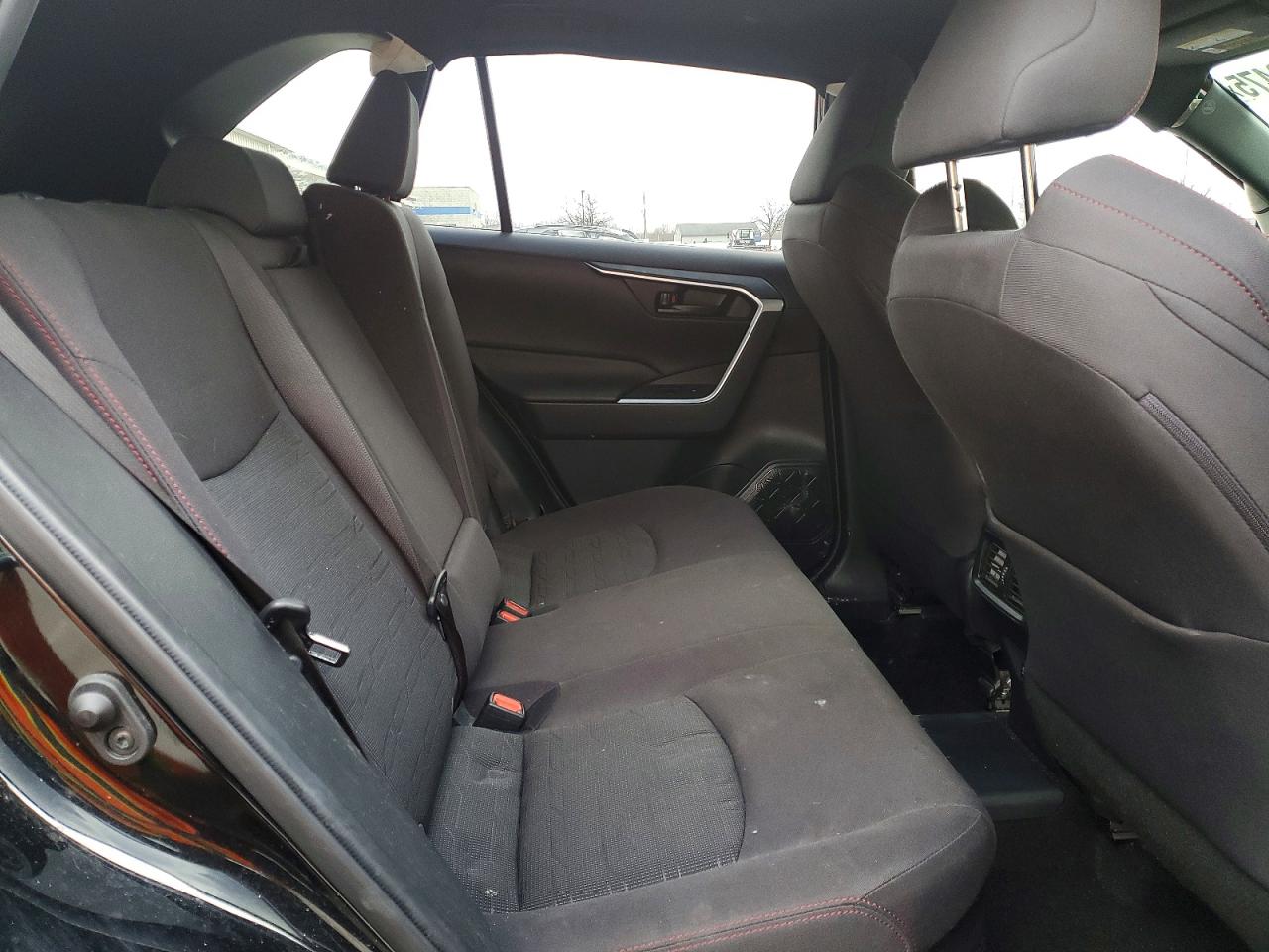 2021 TOYOTA RAV4 PRIME SE photo 21