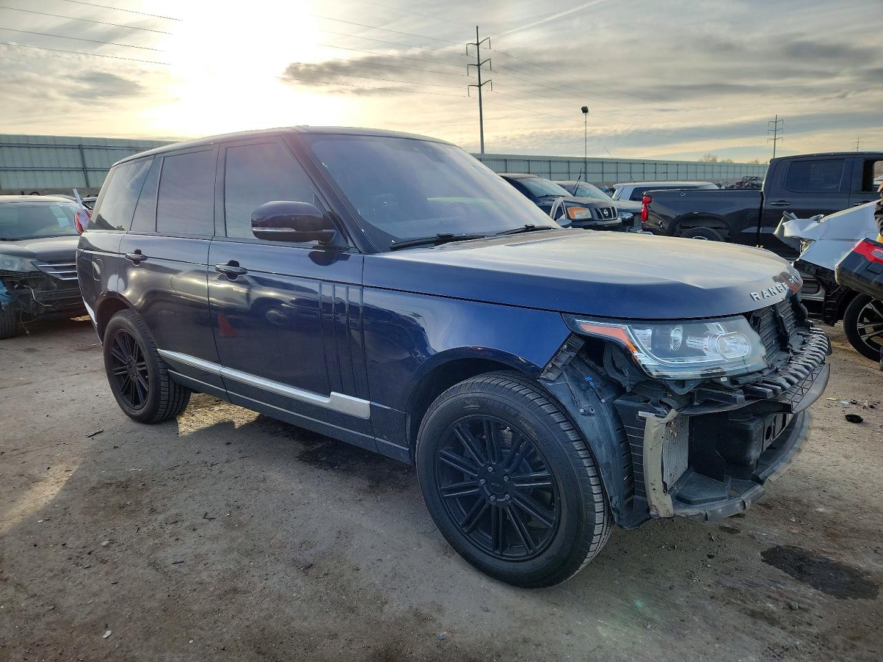 2017 LAND ROVER RANGE ROVER HSE photo 4
