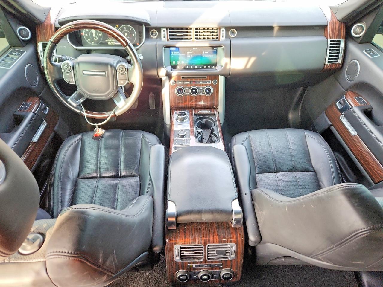 2017 LAND ROVER RANGE ROVER HSE photo 8
