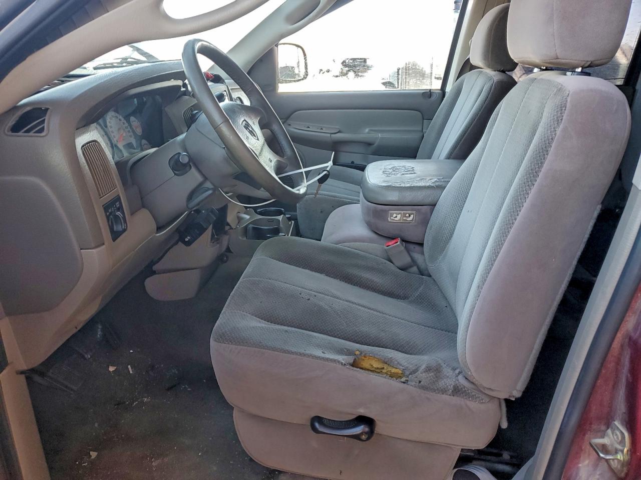2003 DODGE RAM 1500 ST photo 13
