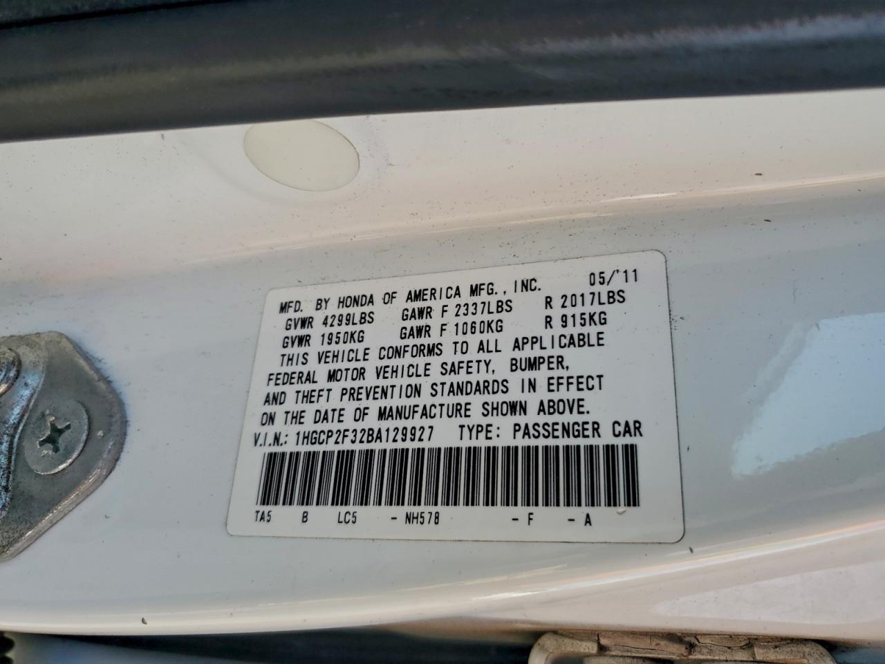 2011 HONDA ACCORD LX photo 23