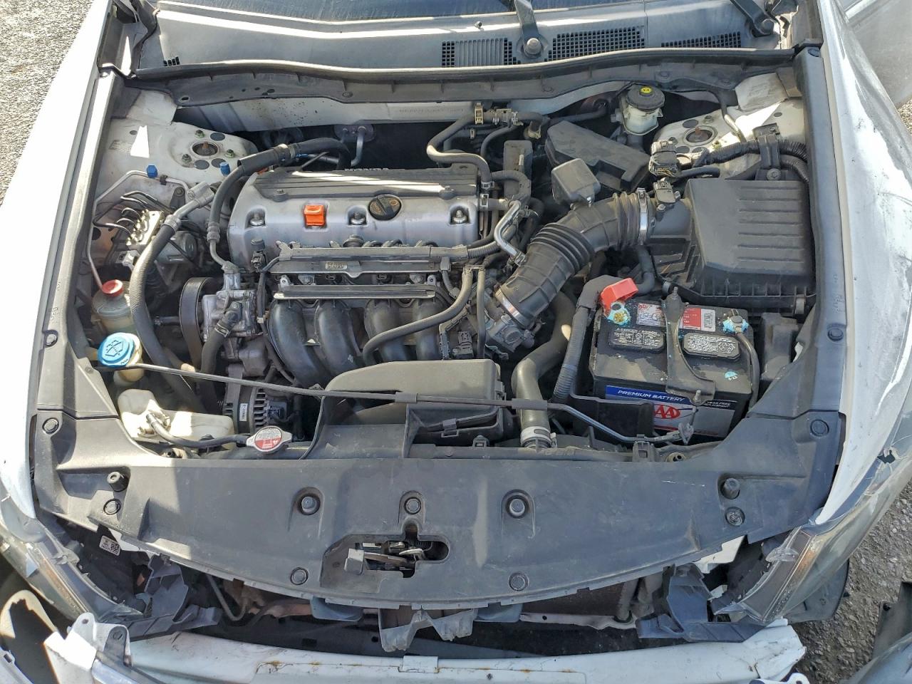 2011 HONDA ACCORD LX photo 21