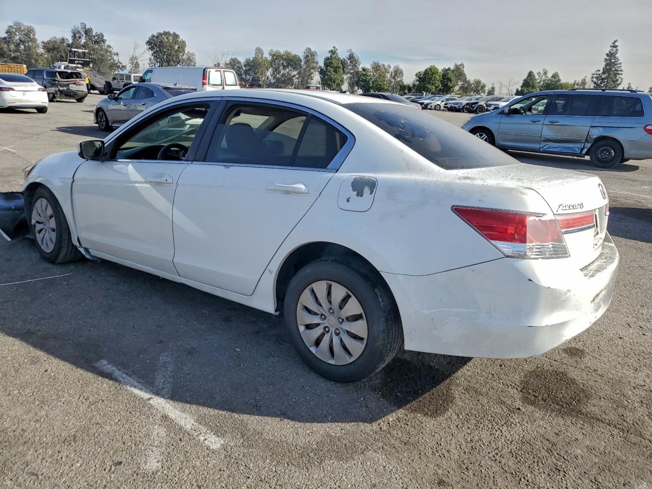 2011 HONDA ACCORD LX photo 3
