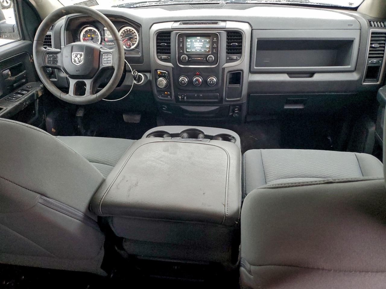 2018 RAM 1500 ST photo 8