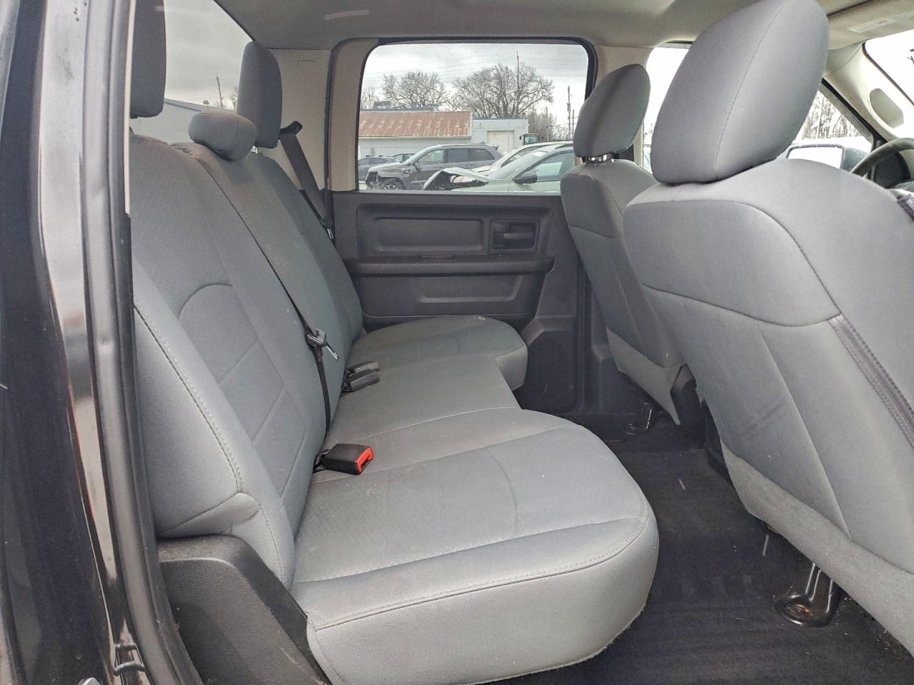 2018 RAM 1500 ST photo 10